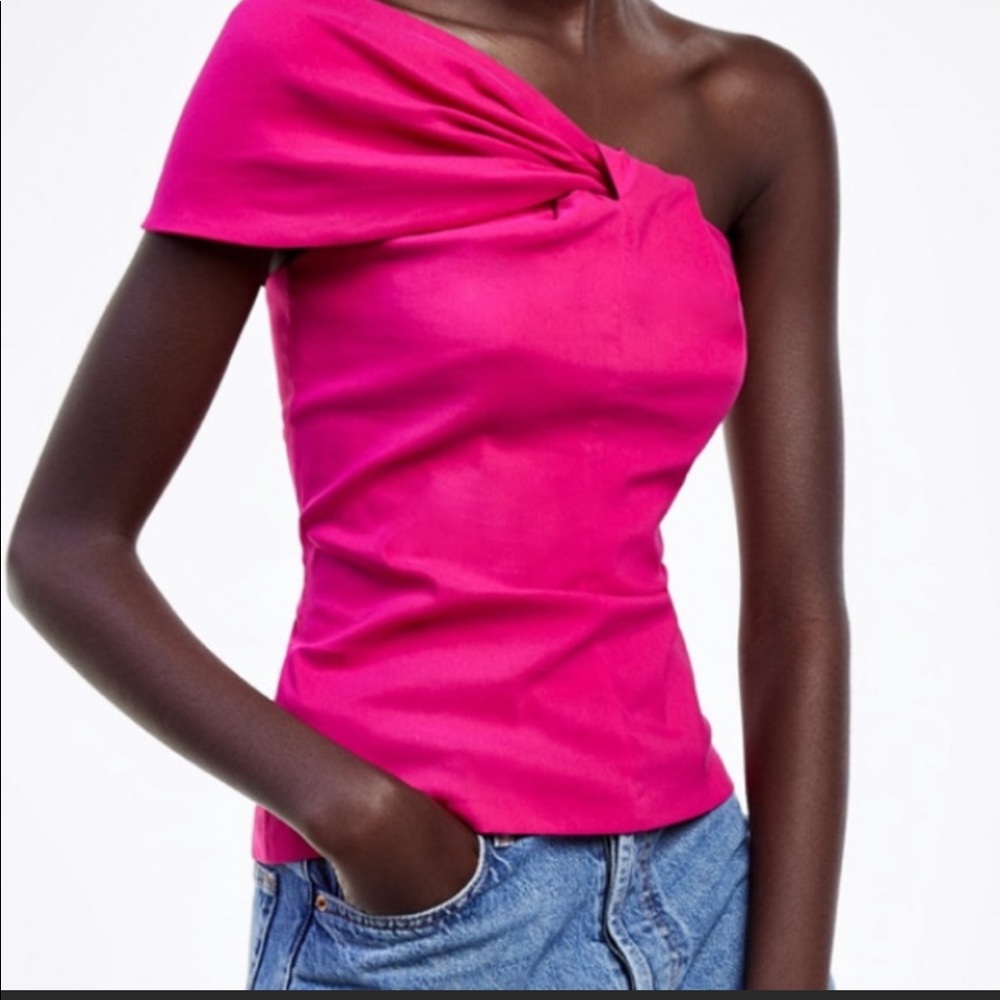 Zara Bloggers favorite knotted asymmetric top - Picture 6 of 9